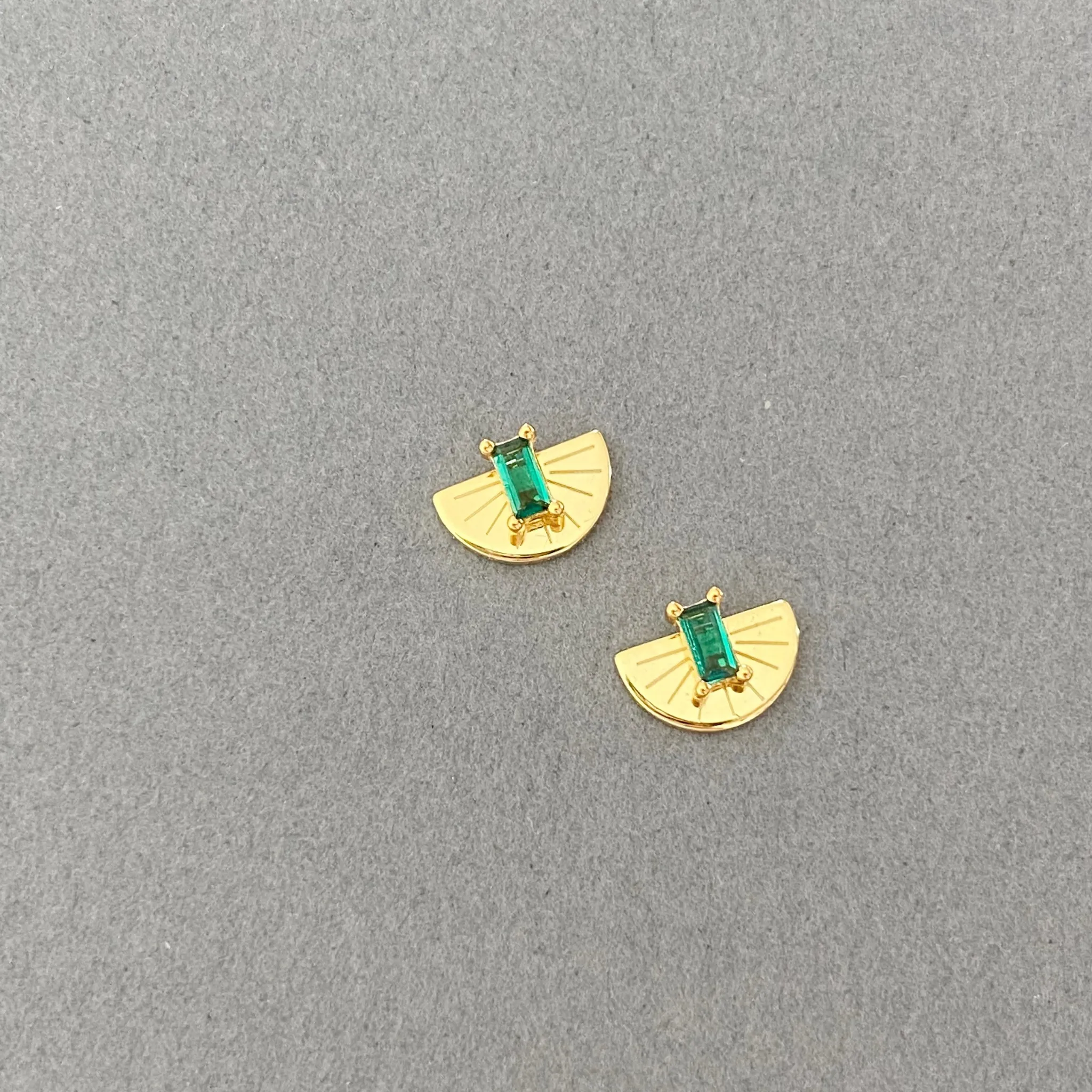 Eleanor Studs